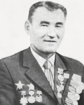 Попов  Петр  Андриянович