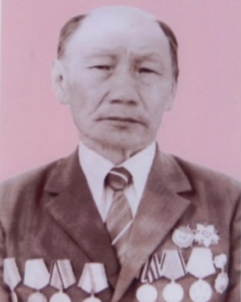 Бальжинов  Борис  Бальжинович